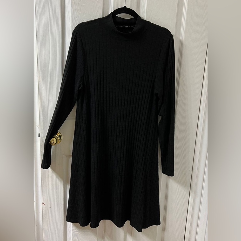 Elegant Black Long-Sleeve Dress